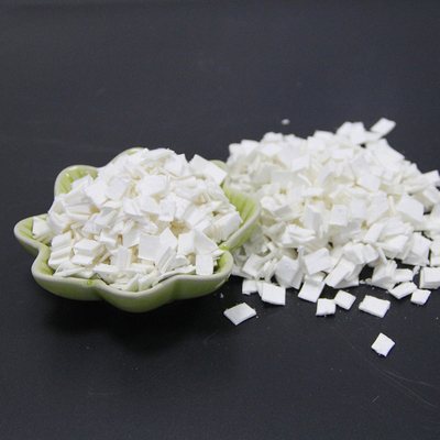 White Flake Concrete Wooden Cellulose Fiber For Pervious Paving