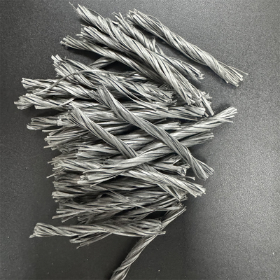 Strong Cracking Resistance Gray PP Fiber Twisted Bunchy Form 500T For Industrial Floor
