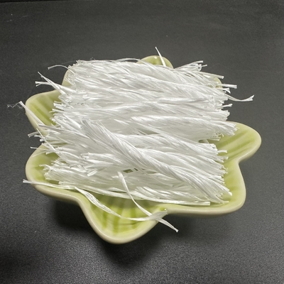 Strong Cracking Resistance Gray PP Fiber Twisted Bunchy Form 500T For Industrial Floor